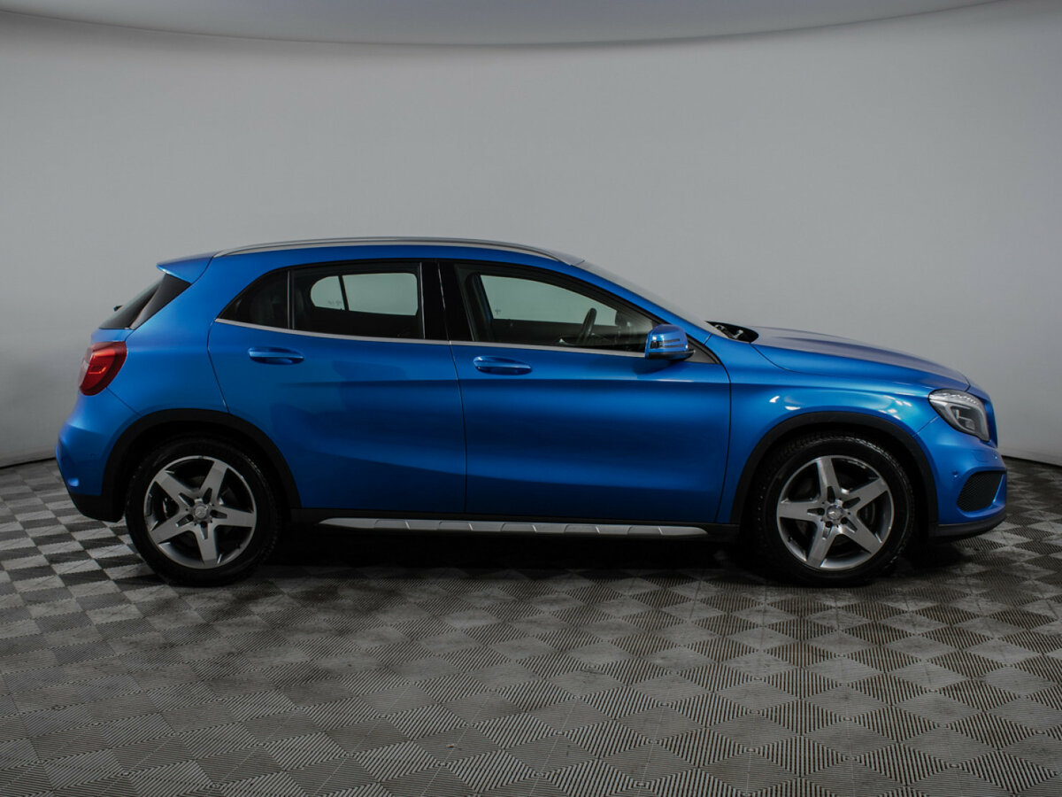 Mercedes-Benz GLA 2015