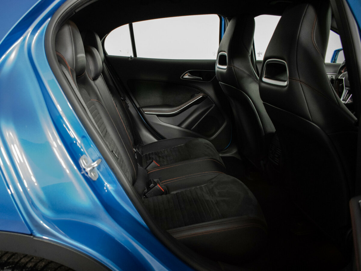 Mercedes-Benz GLA 2015