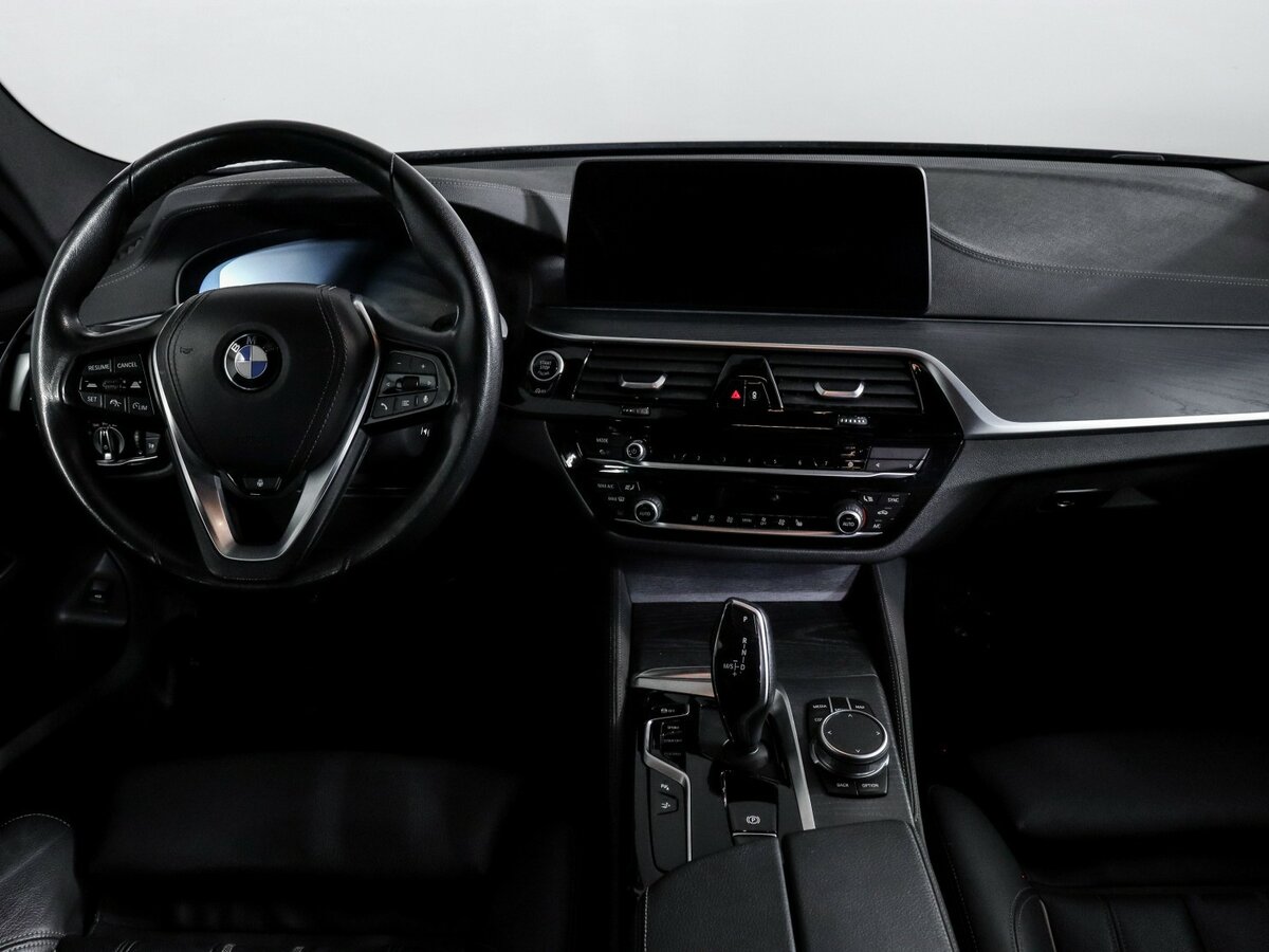 BMW 6 серии 2021