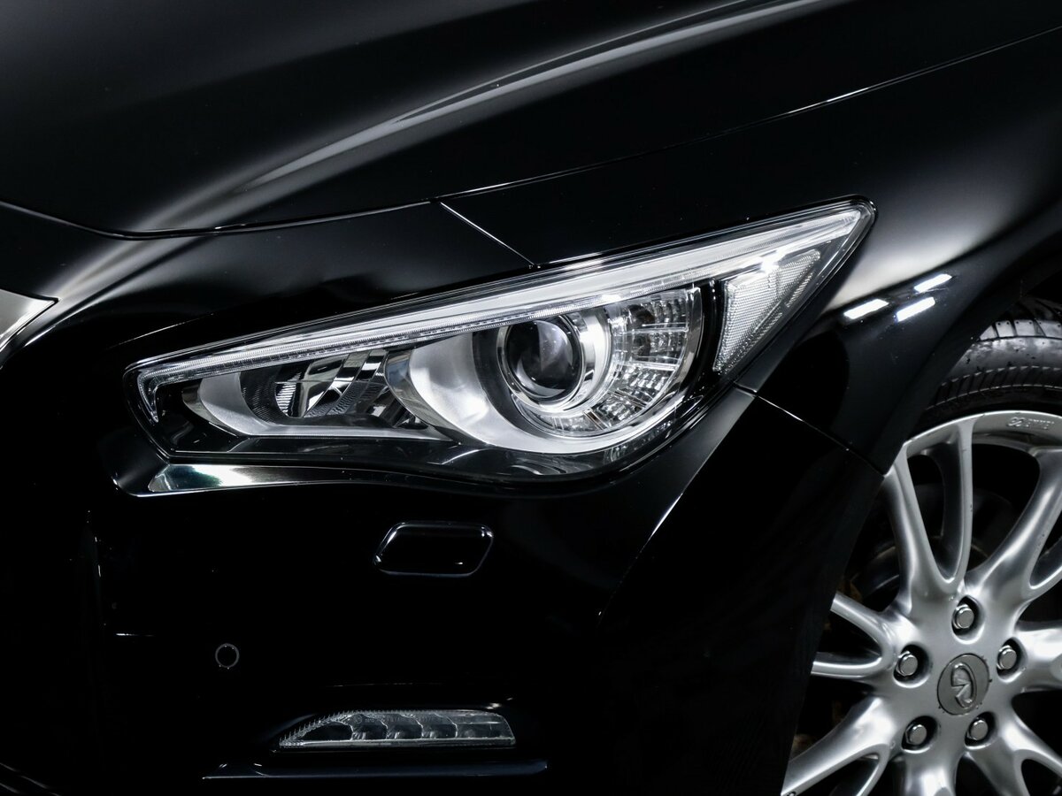 Infiniti Q50 2014