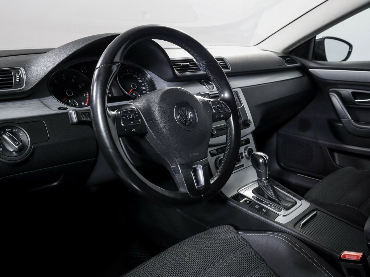 Volkswagen Passat CC 2013