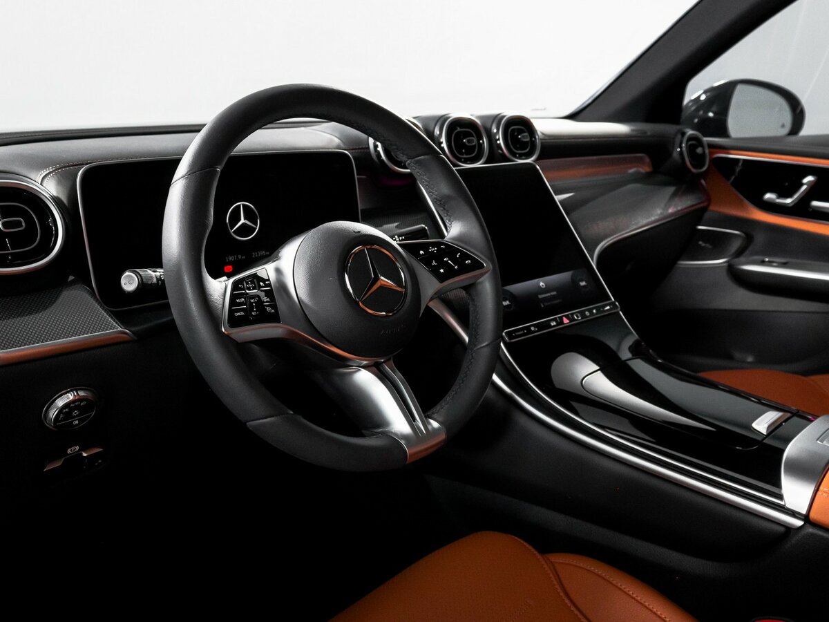 Mercedes-Benz GLC 2023