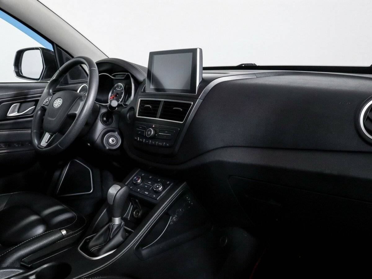 FAW Besturn X40
