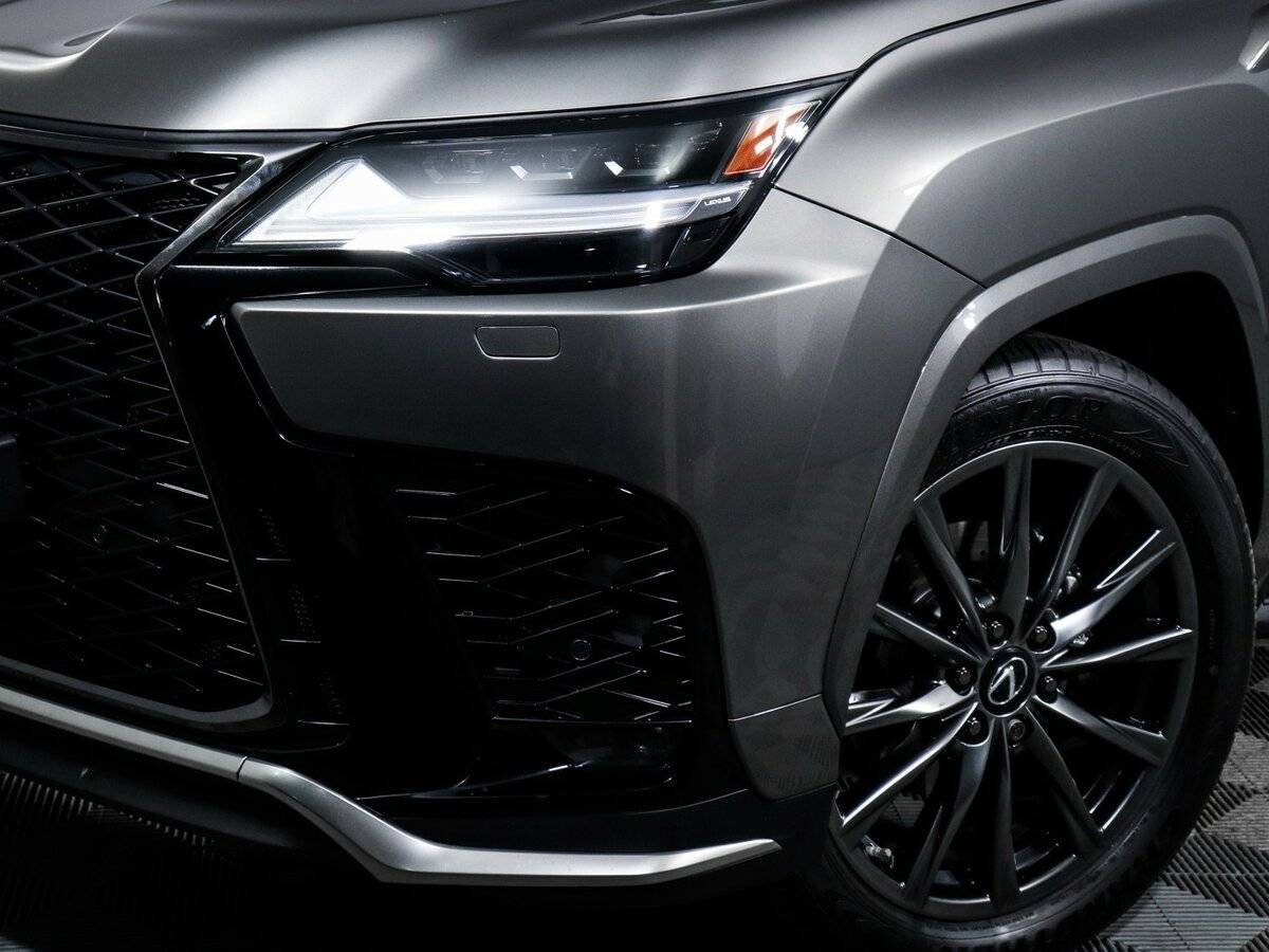Lexus LX 2023