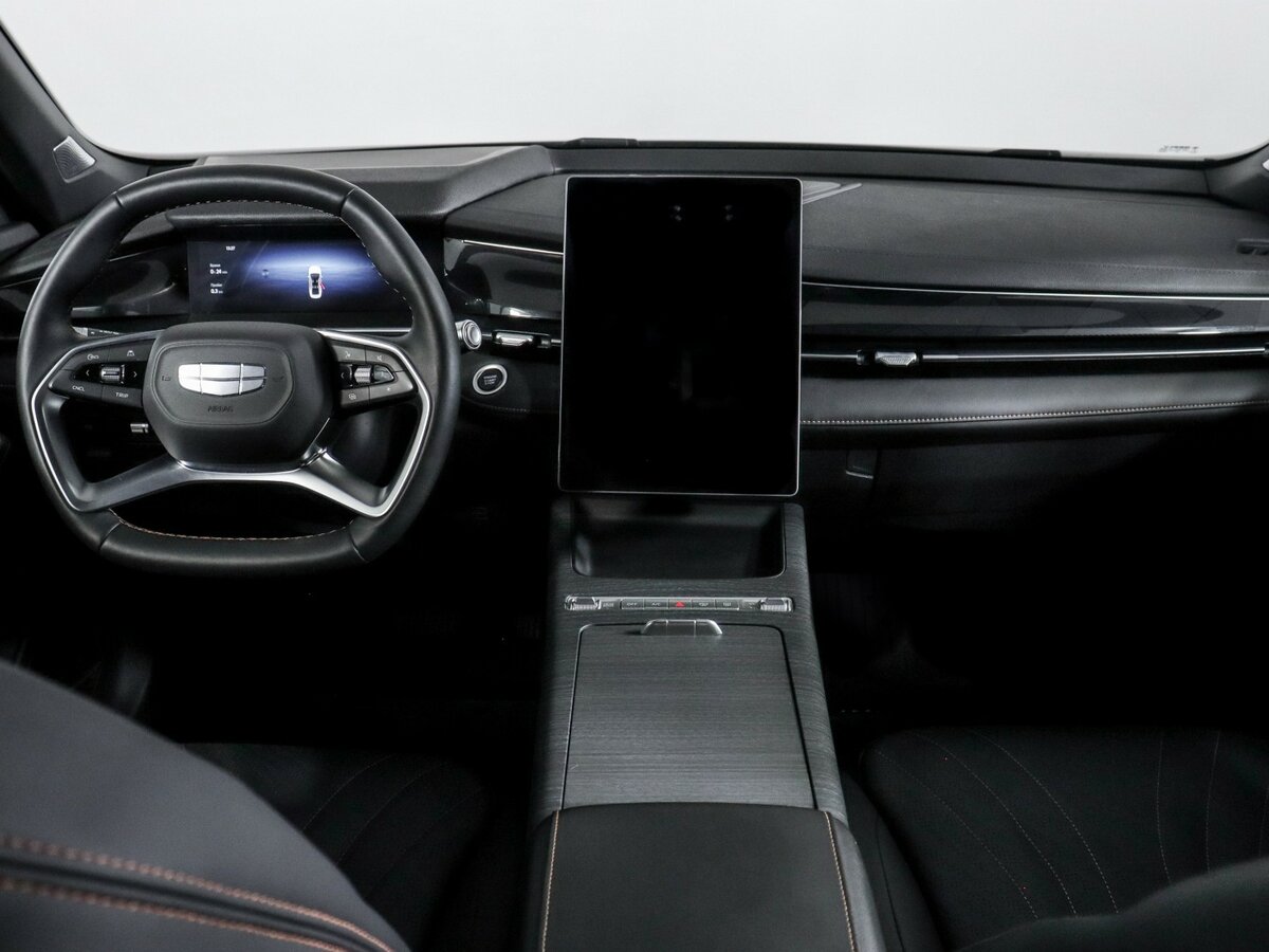 Geely Preface 2024