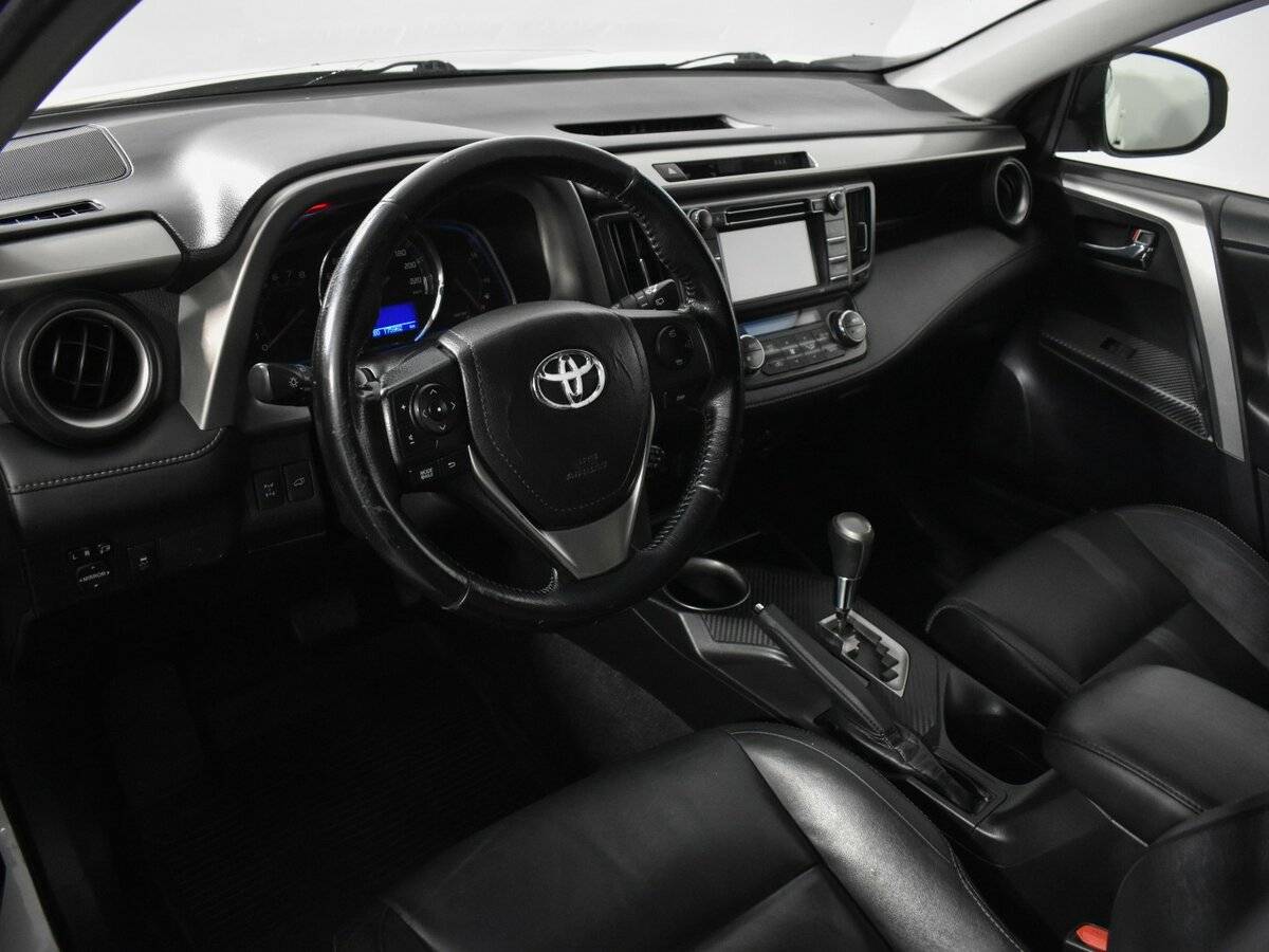Toyota RAV4 2015