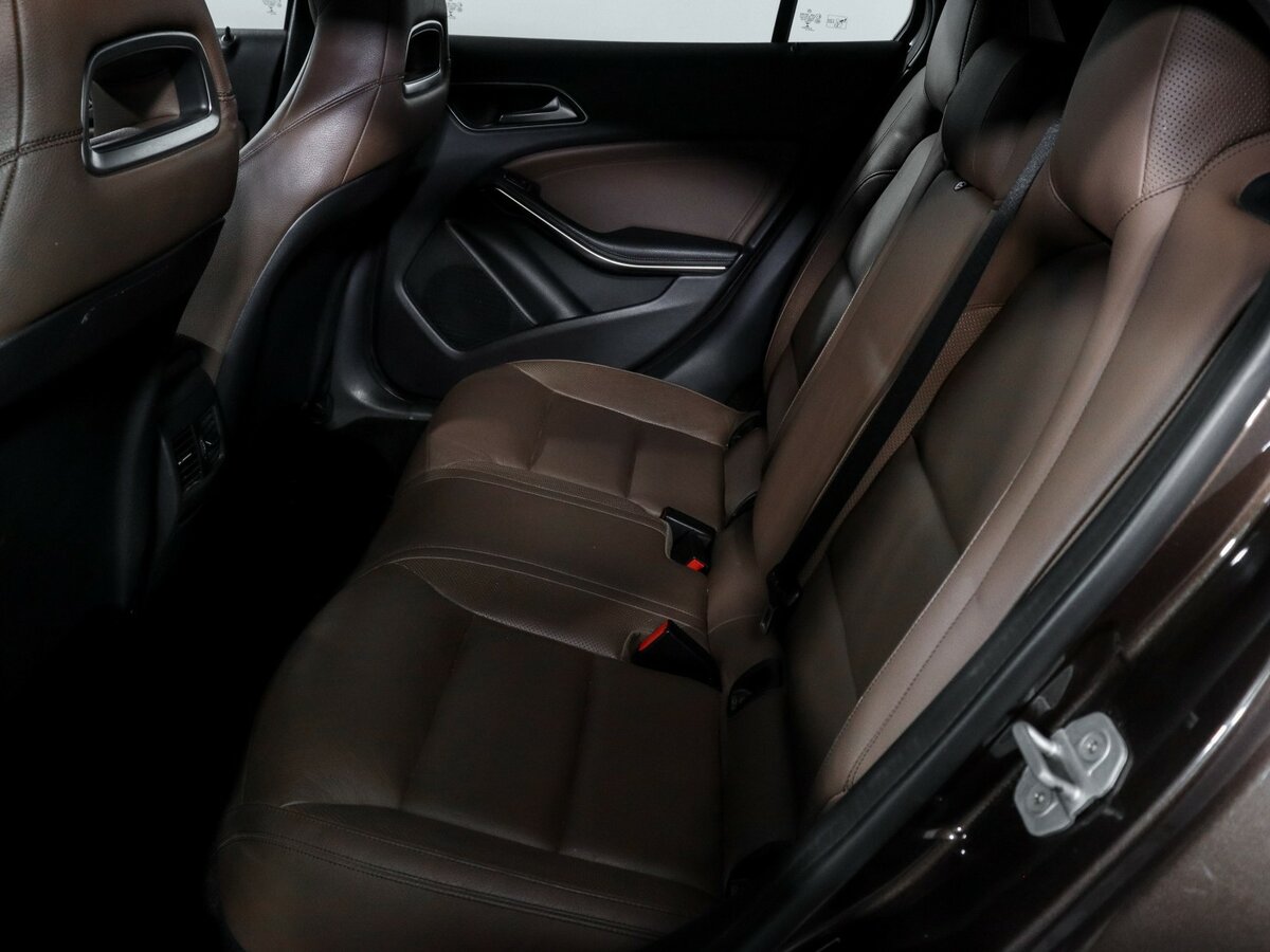 Mercedes-Benz GLA 2014