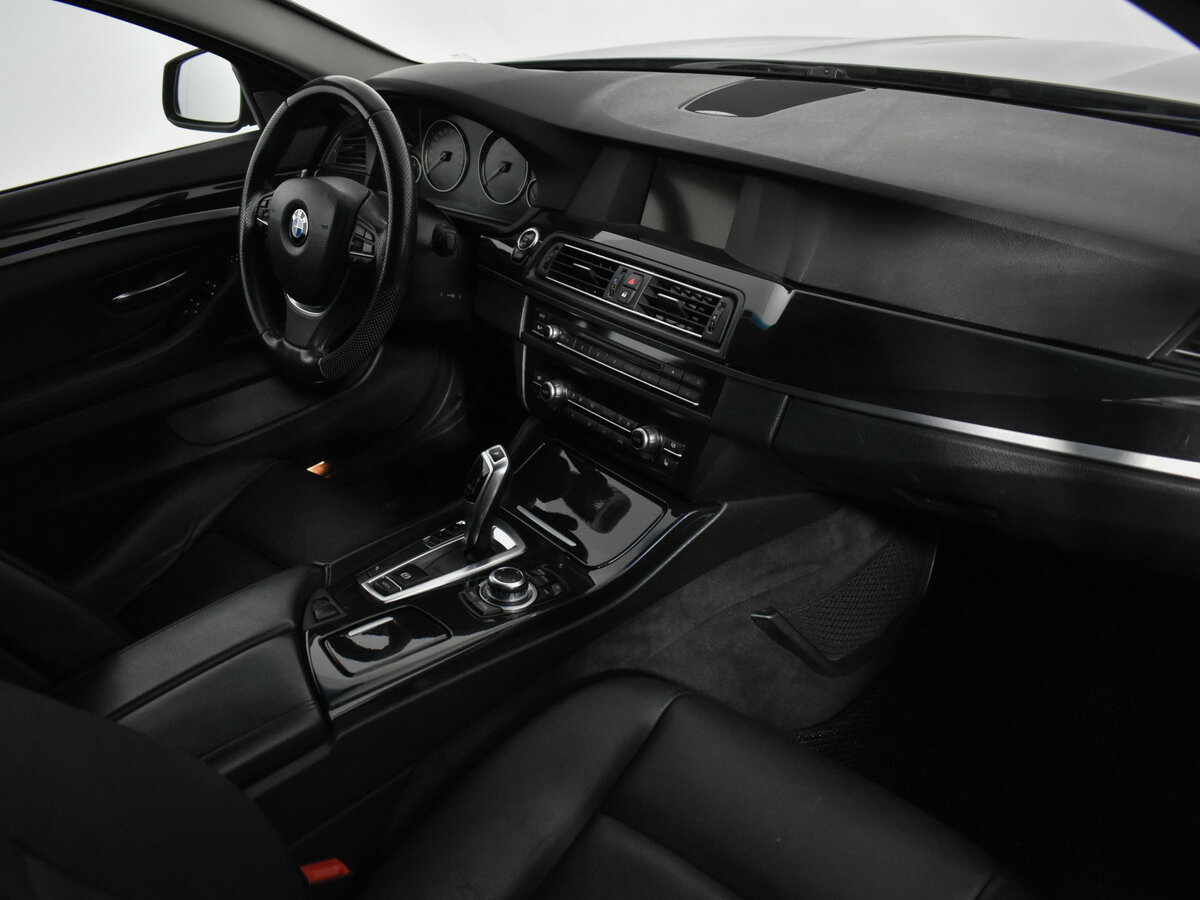 BMW 5 серии 2013