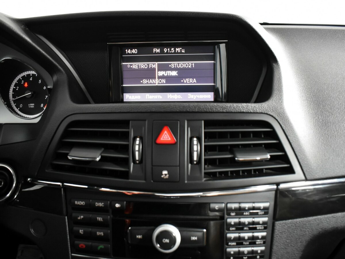 Mercedes-Benz E-Класс 2010