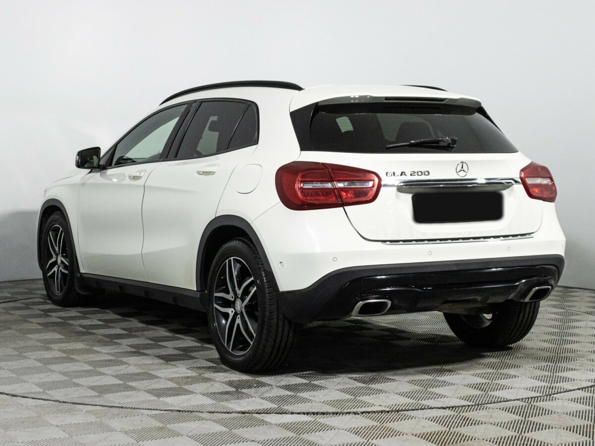 Mercedes-Benz GLA