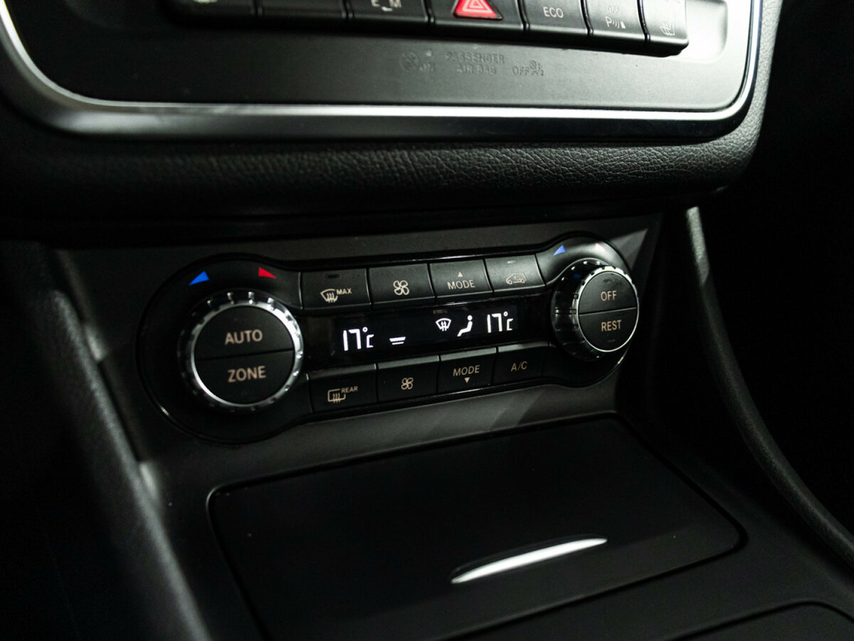 Mercedes-Benz GLA 2014