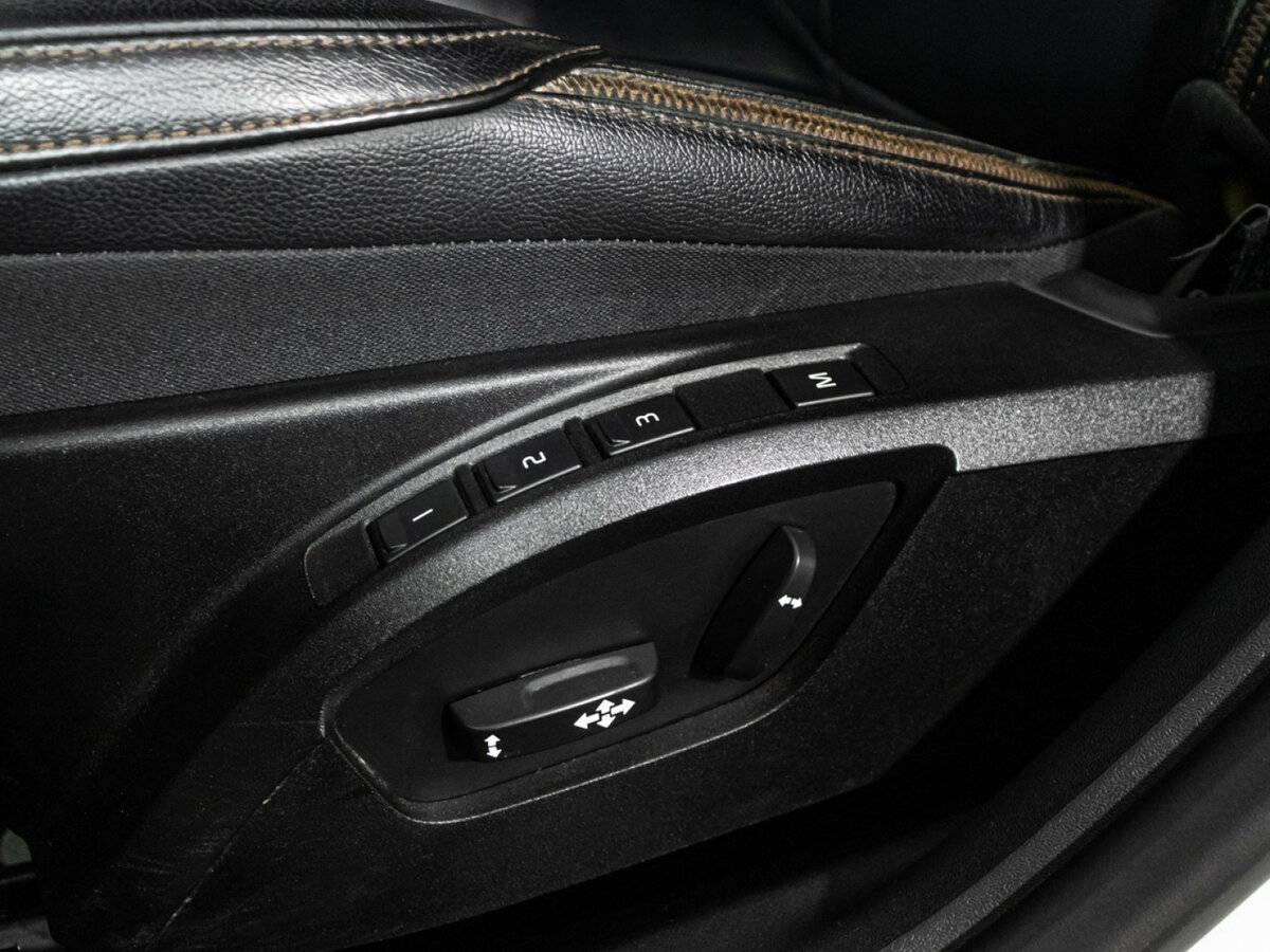 Volvo V40 Cross Country 2015