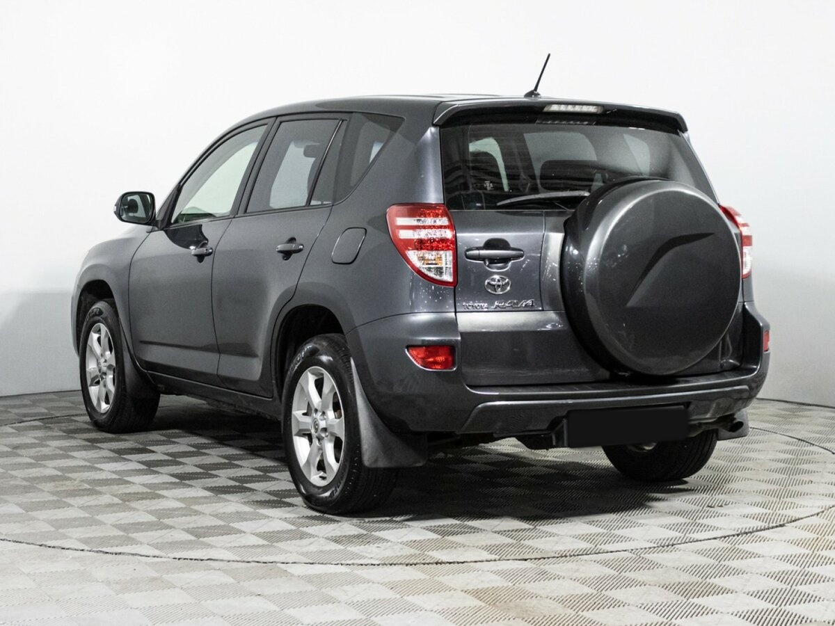 Toyota RAV4 2010