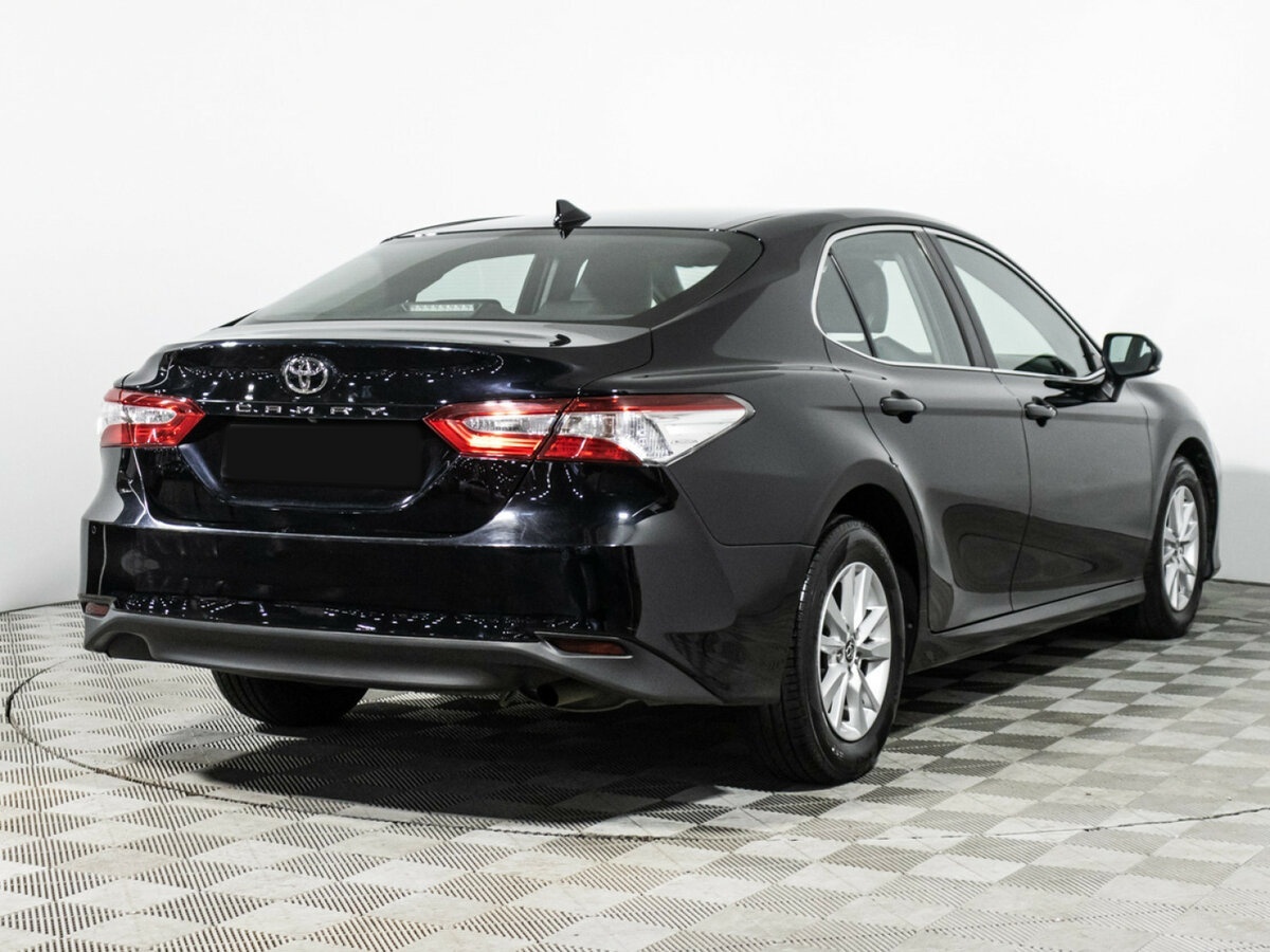 Toyota Camry 2018