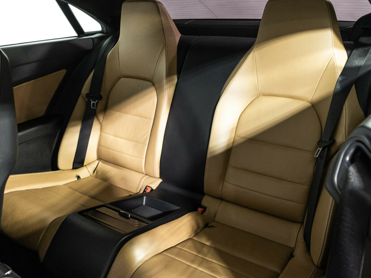 Mercedes-Benz E-Класс 2009