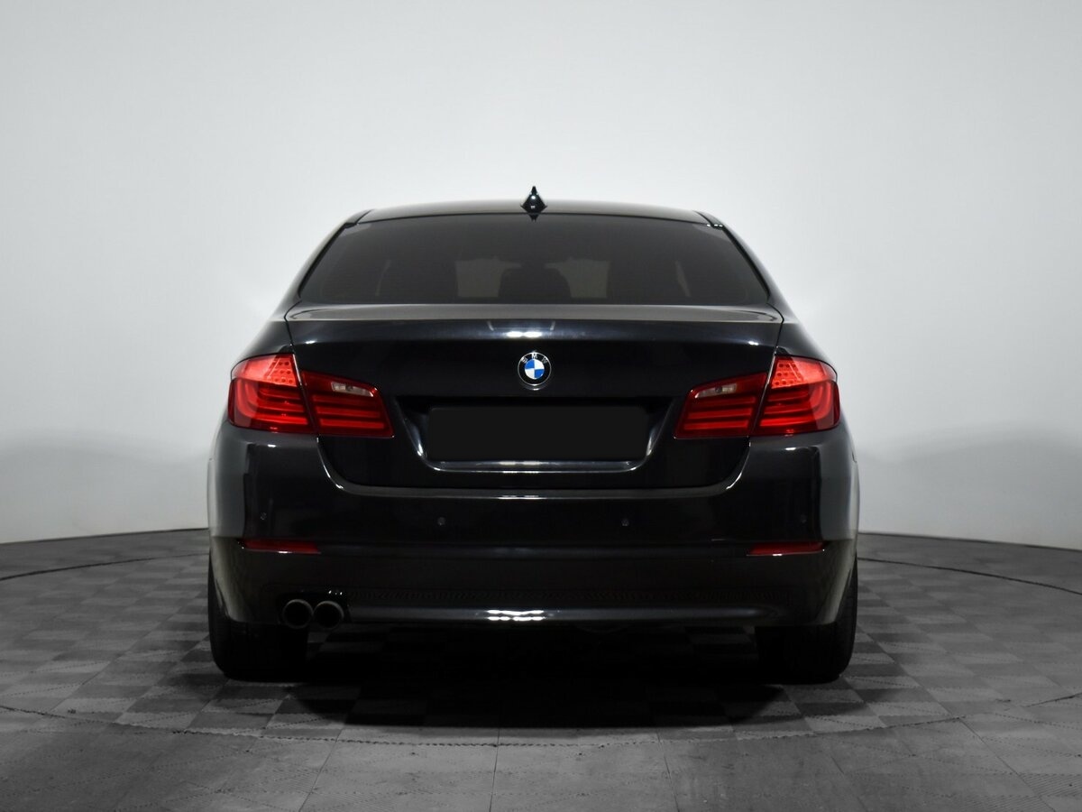 BMW 5 серии 2011