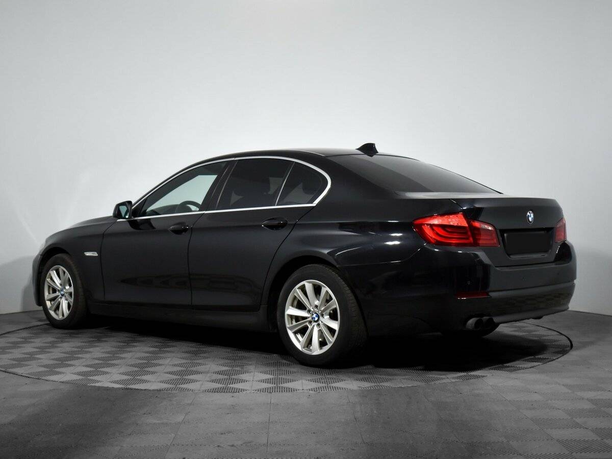 BMW 5 серии 2011