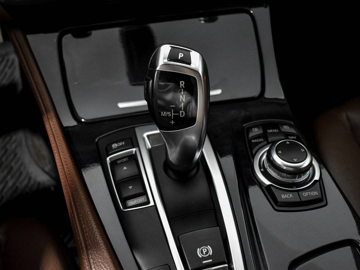 BMW 5 серии 2011