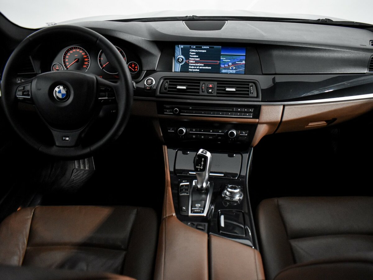 BMW 5 серии 2011