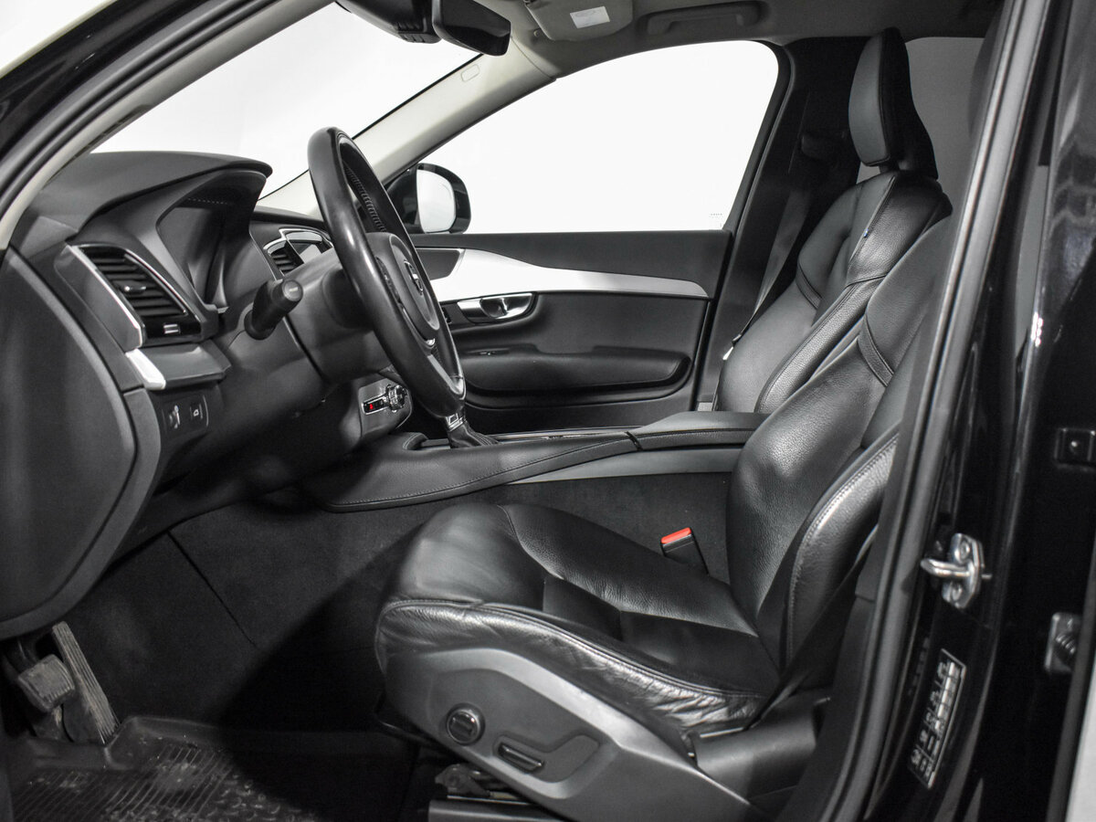 Volvo XC90 2019