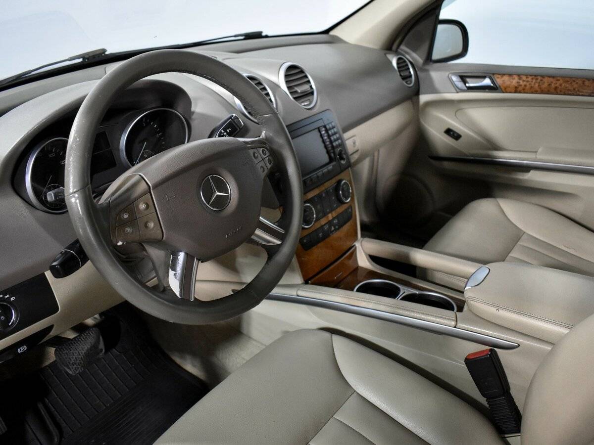 Mercedes-Benz M-Класс