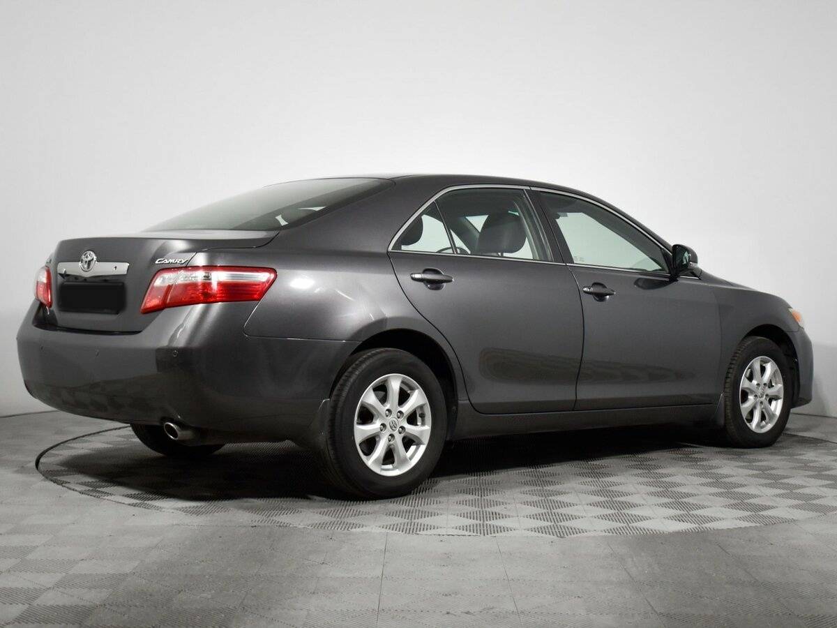 Toyota Camry 2010