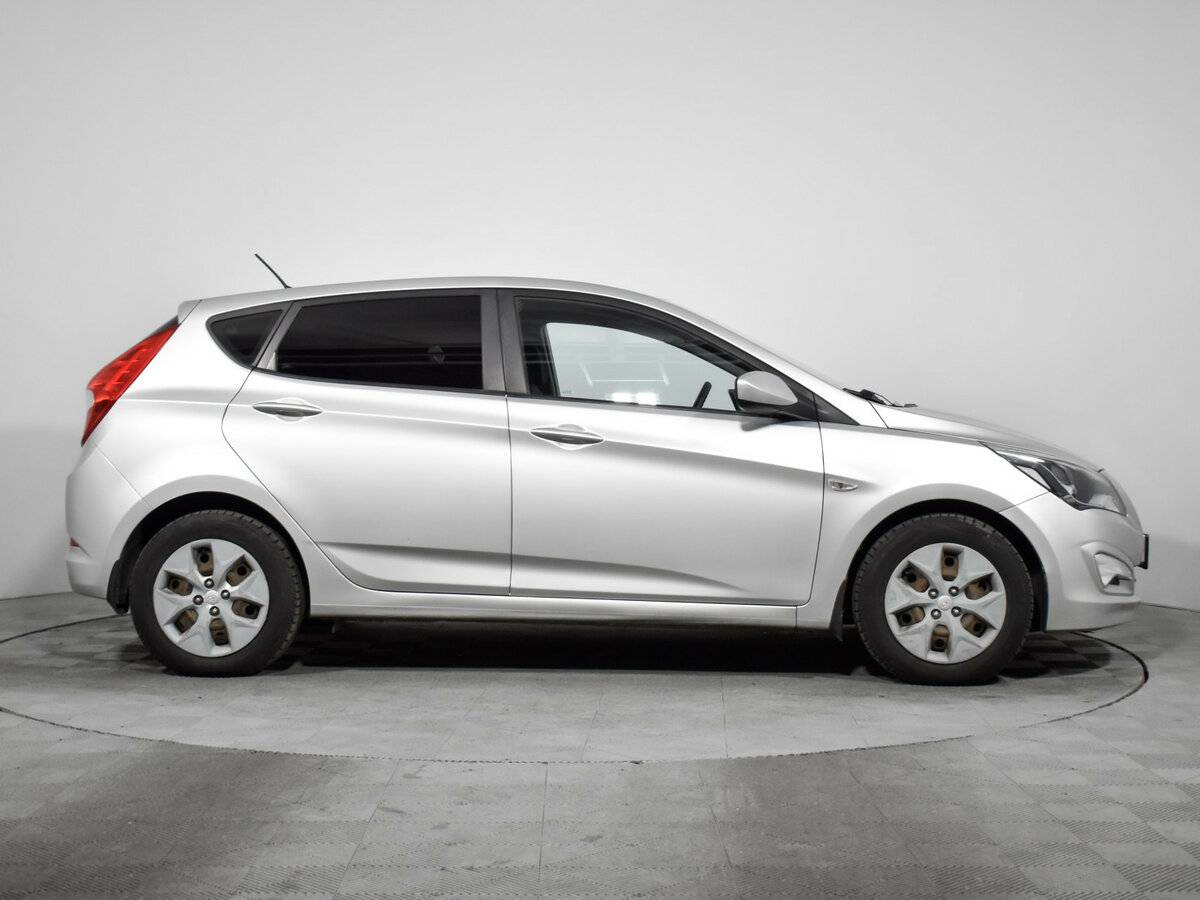 Hyundai Solaris 2015