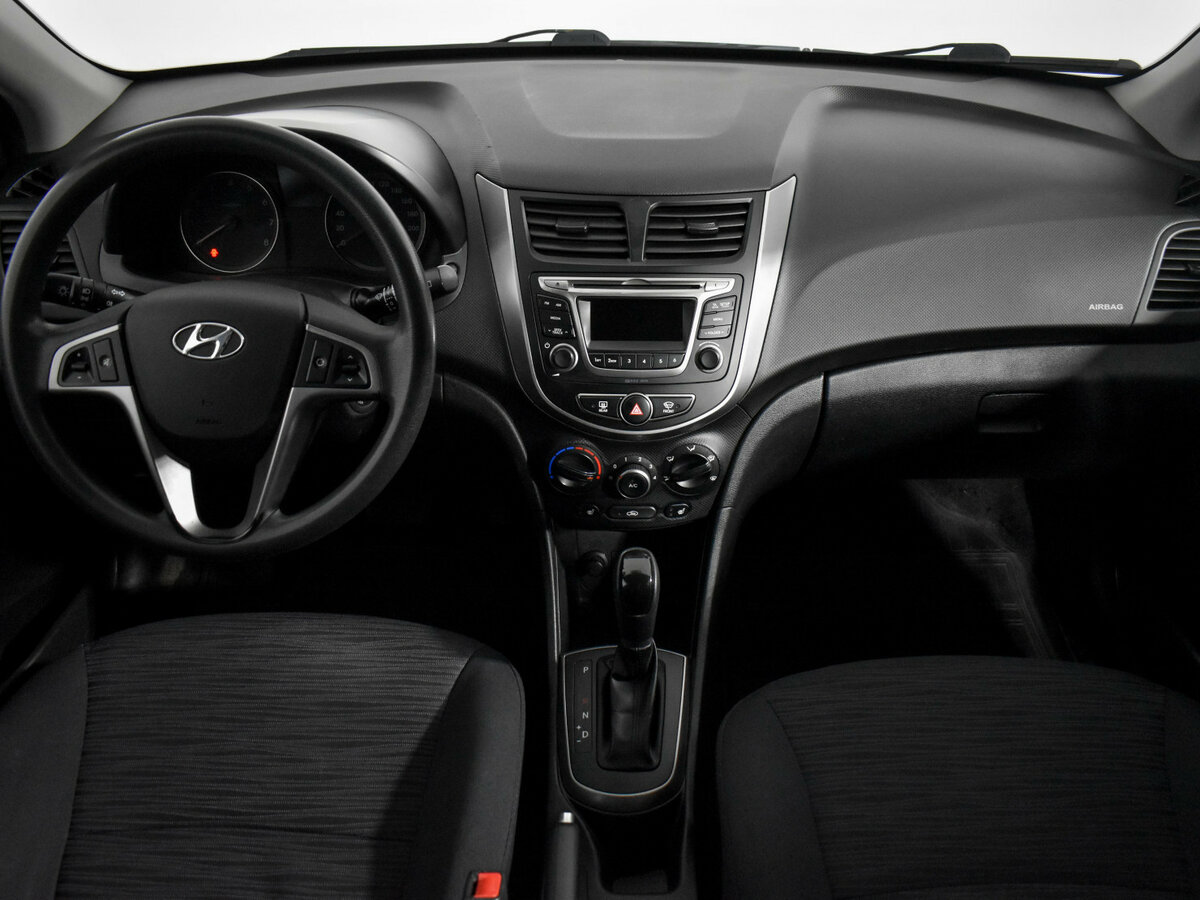 Hyundai Solaris 2015