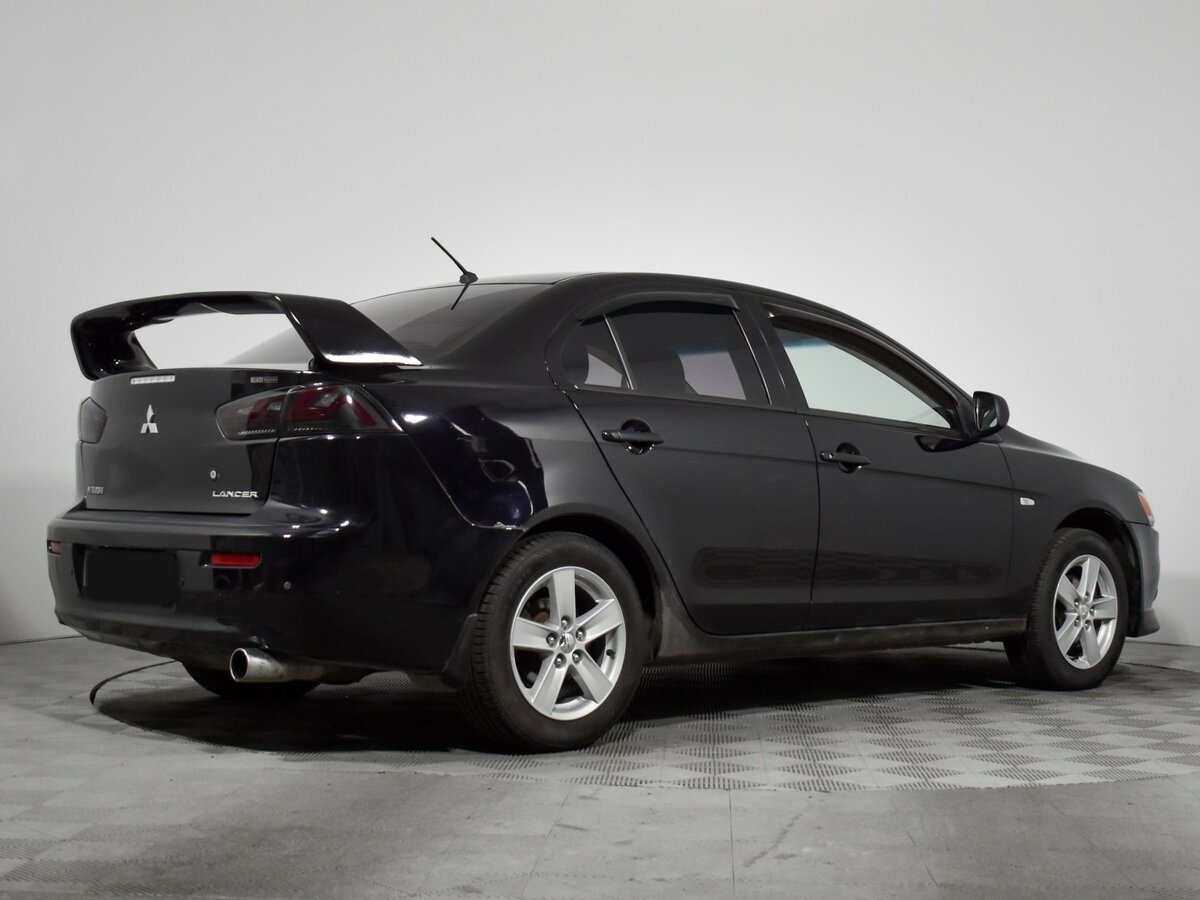 Mitsubishi Lancer