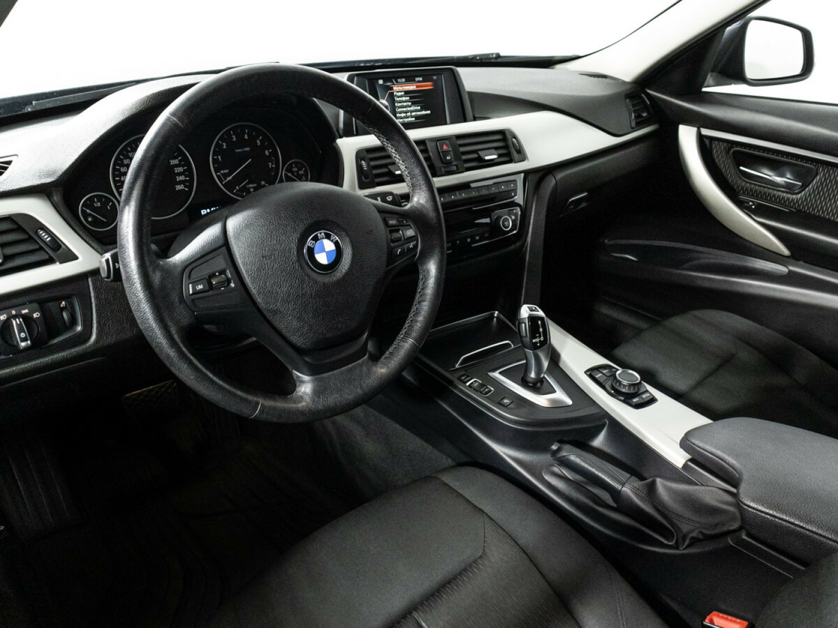 BMW 3 серии 2017
