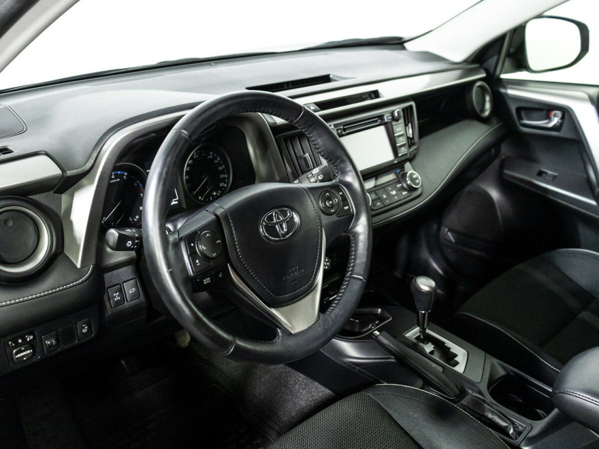 Toyota RAV4 2016