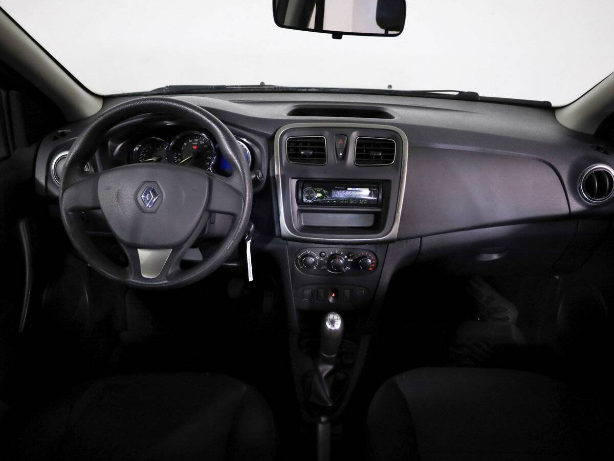 Renault Logan 2015
