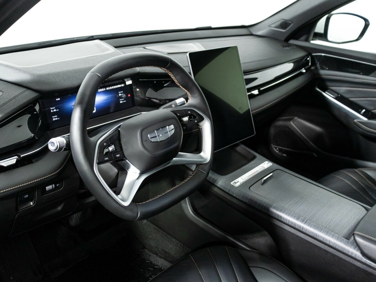 Geely Preface 2024