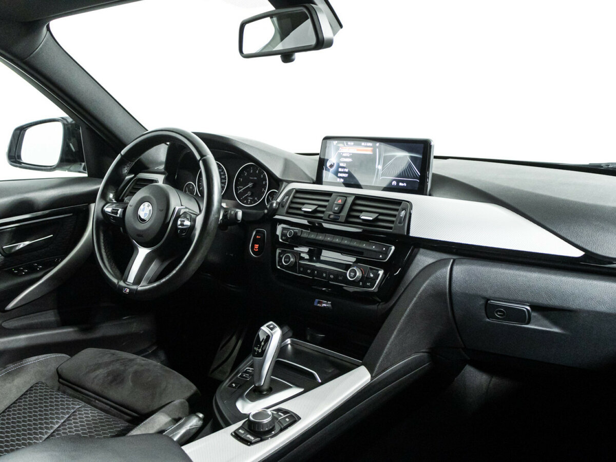 BMW 3 серии 2017