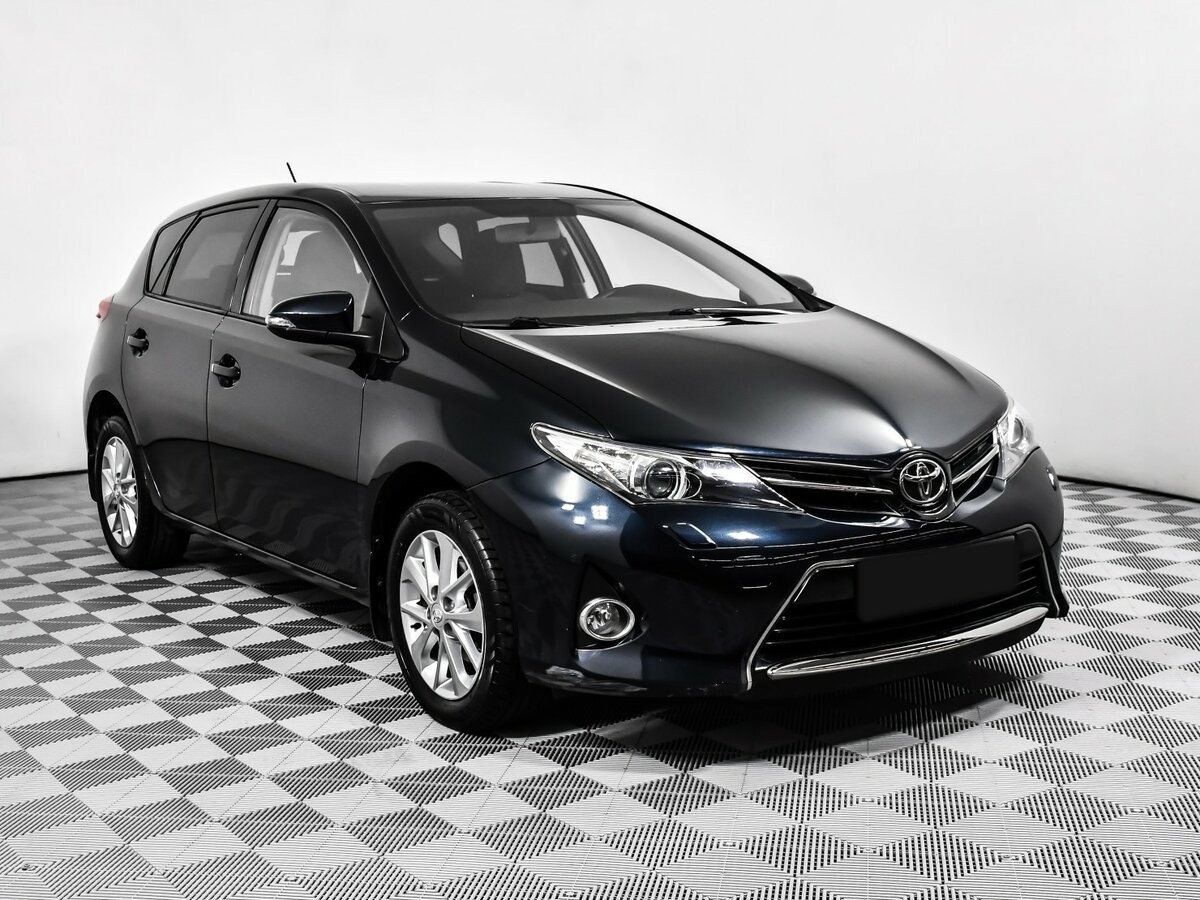 Toyota Auris 2014