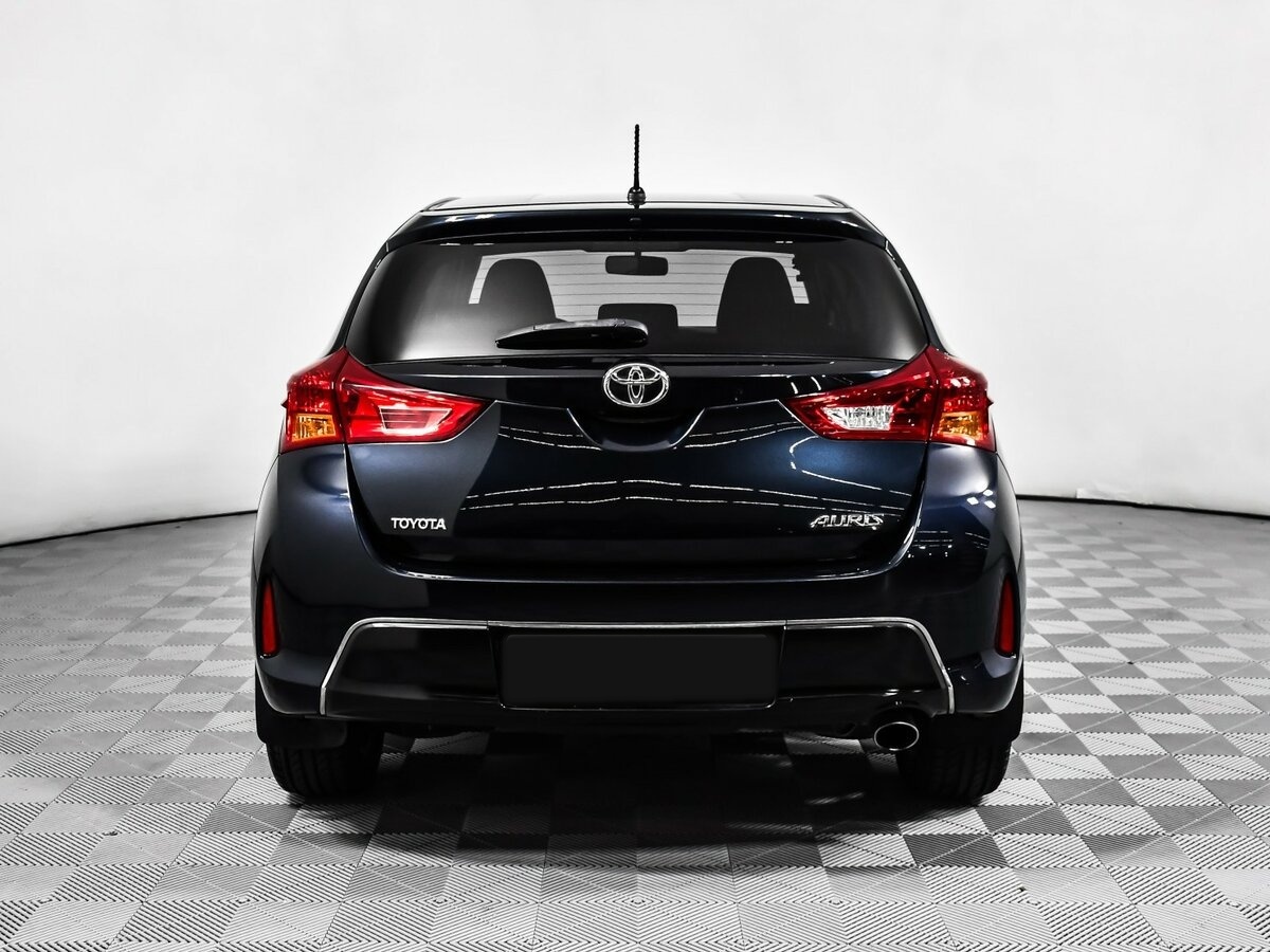 Toyota Auris 2014