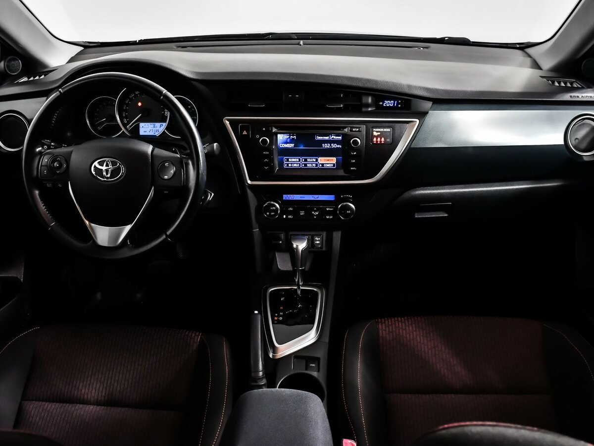 Toyota Auris 2014