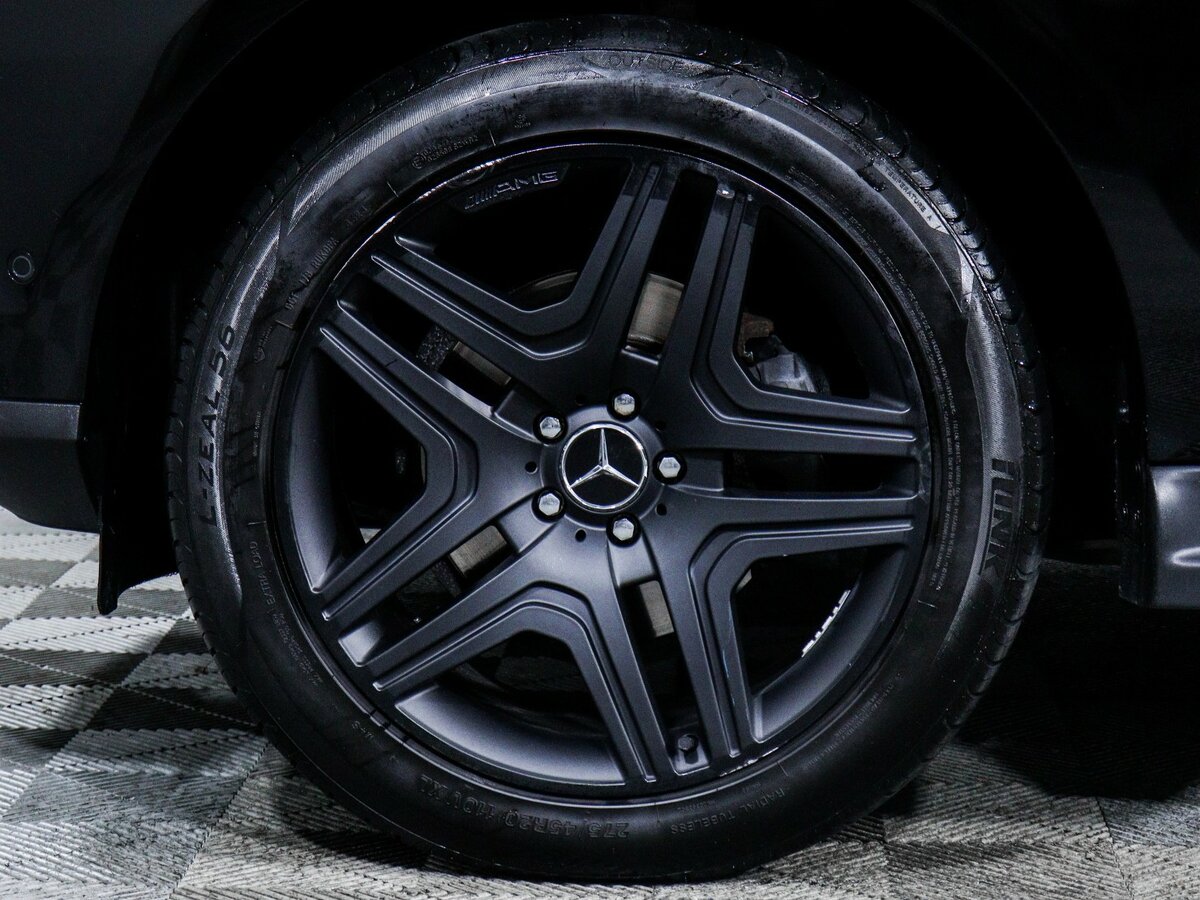 Mercedes-Benz M-Класс 2015