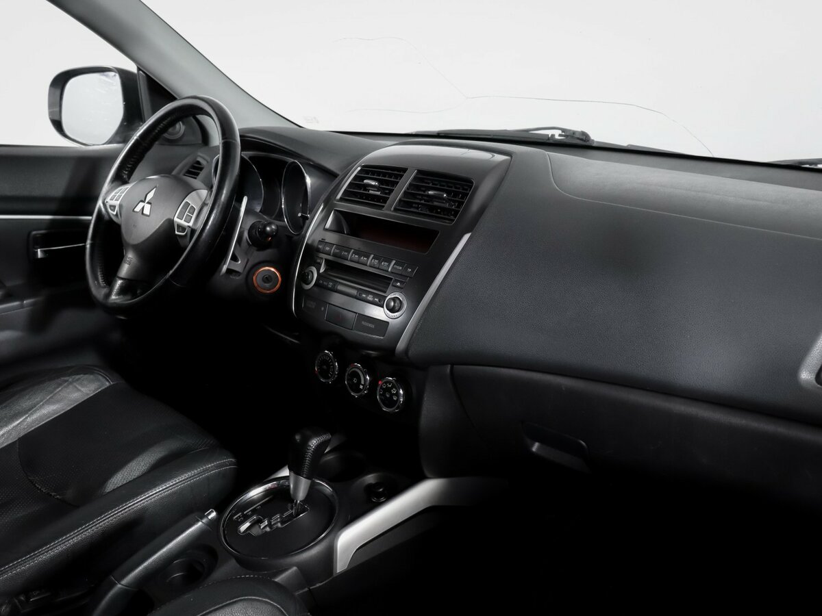Mitsubishi ASX 2011