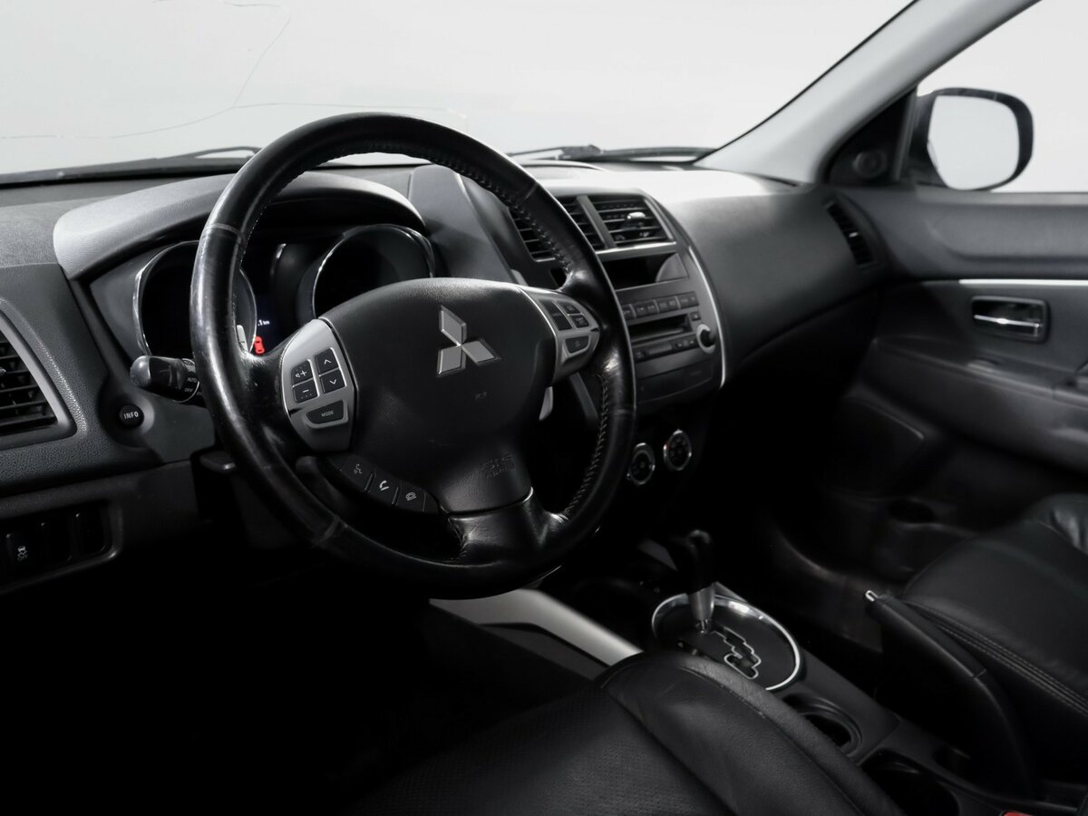 Mitsubishi ASX 2011