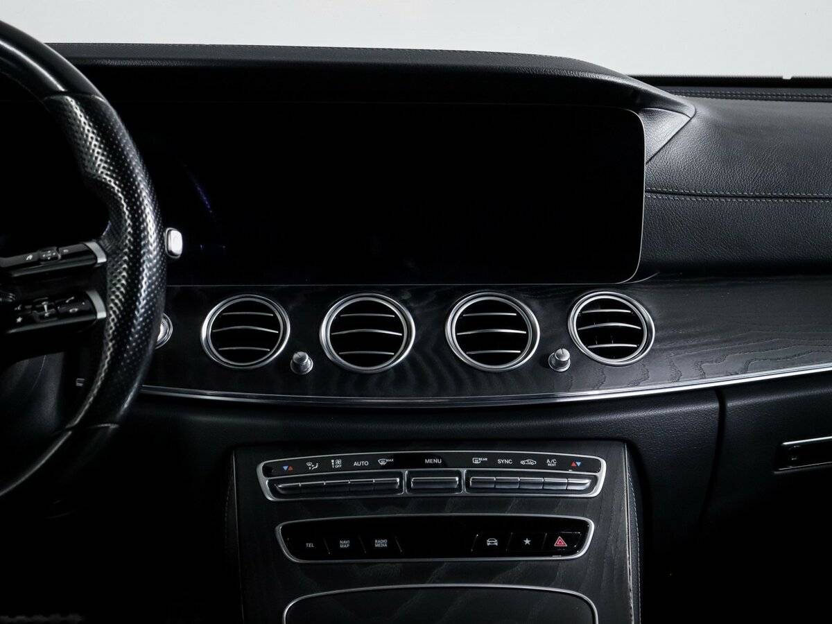 Mercedes-Benz E-Класс 2020