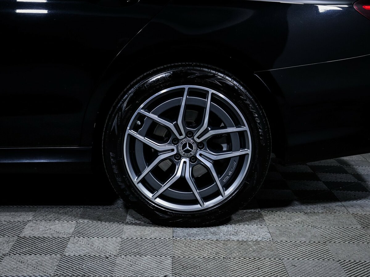 Mercedes-Benz E-Класс 2020