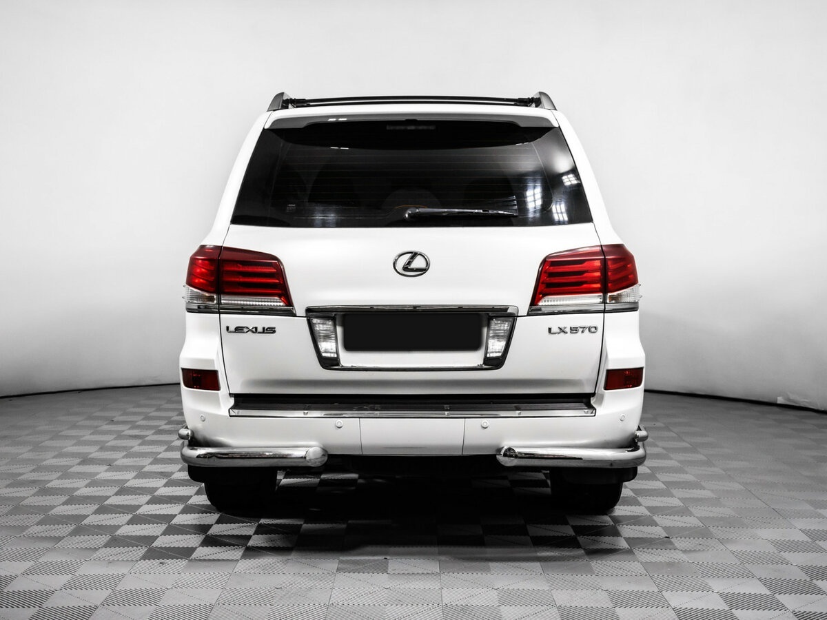 Lexus LX