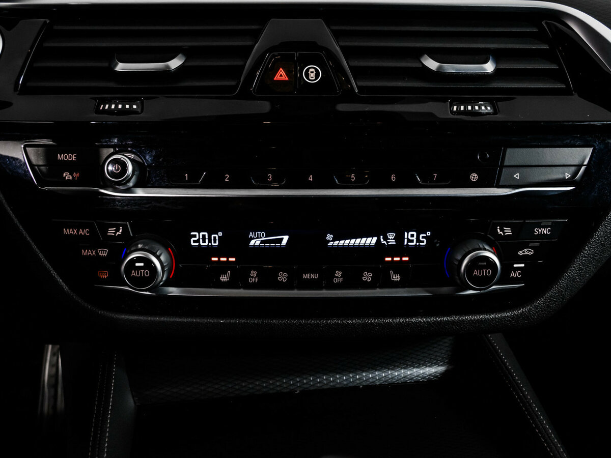 BMW 5 серии 2021