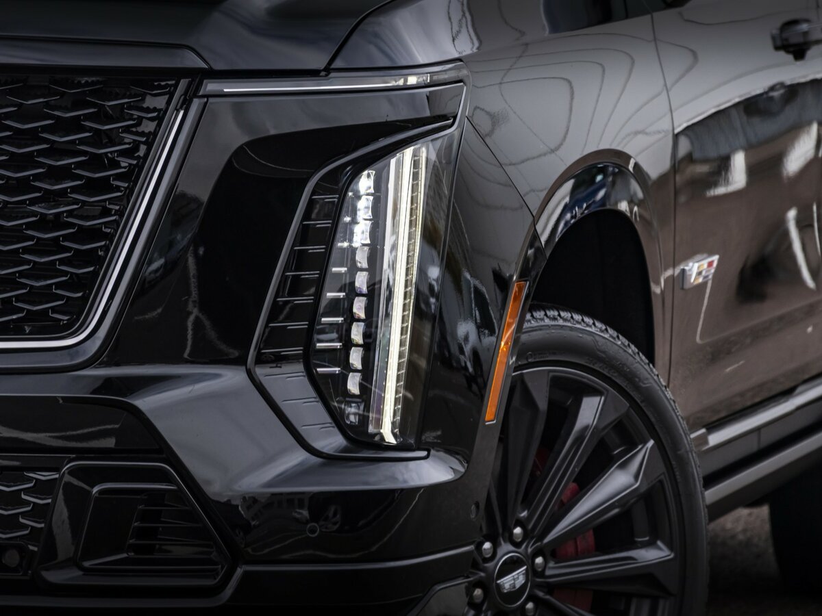 Cadillac Escalade-V 2025