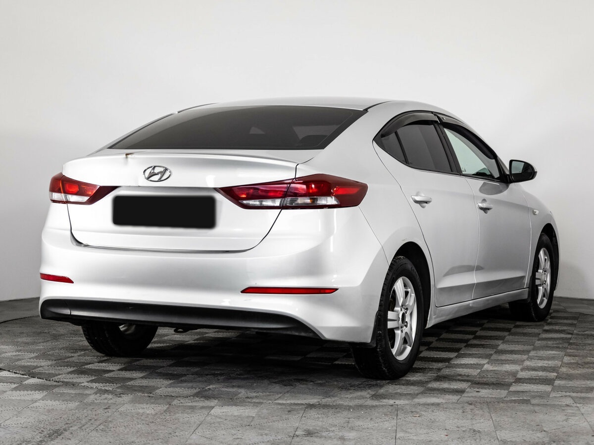 Hyundai Elantra 2016
