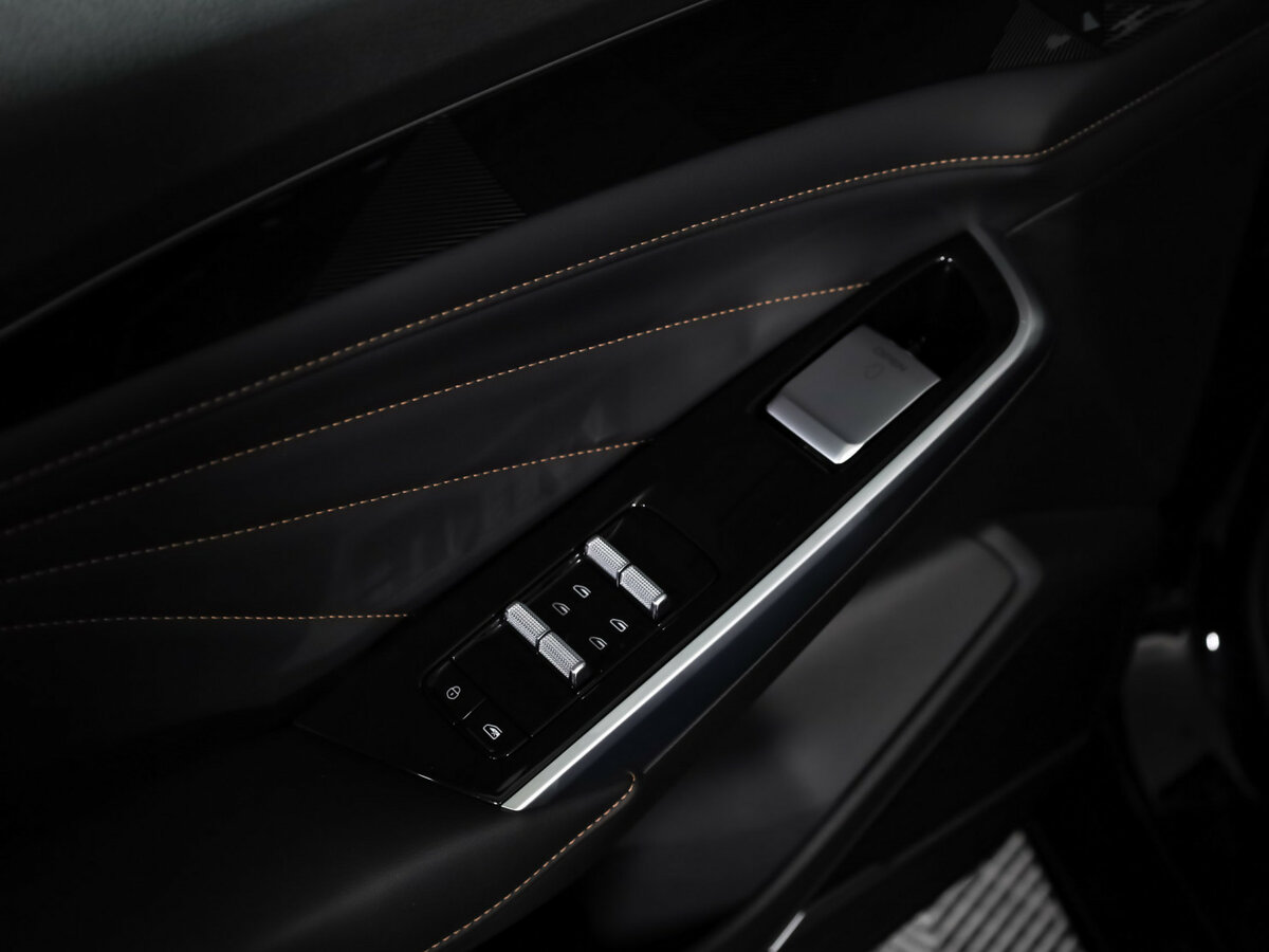 Geely Preface 2024
