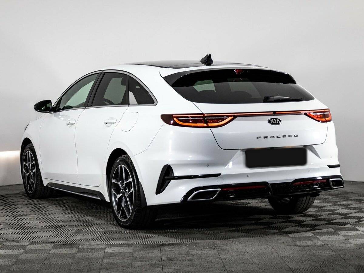 Kia Proceed
