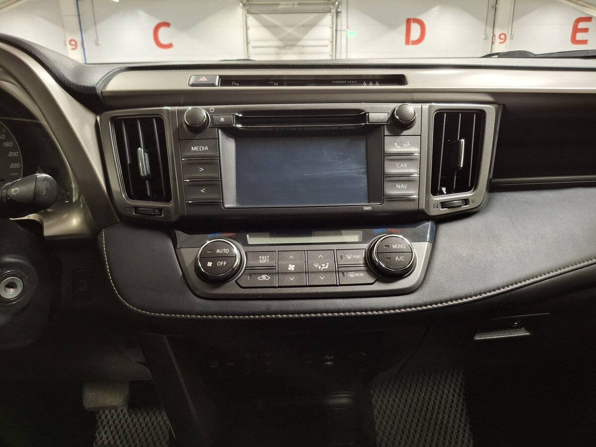 Toyota RAV4 2014