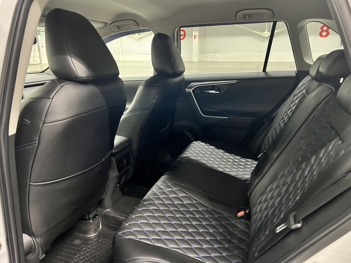 Toyota RAV4 2021